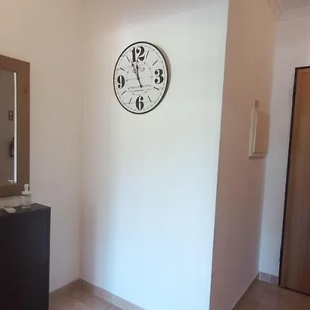 Pool & Tennis Apartament