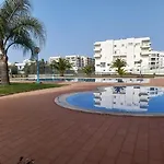 Pool & Tennis Διαμέρισμα Αλμπουφέιρα
