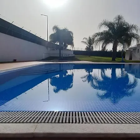 Pool & Tennis Albufeira